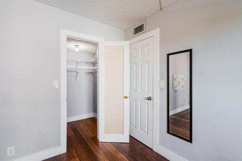 Appartement à louer à Hallandale Beach, Floride: 2 chambres, 101.45 m2 № 2390085 - photo 12