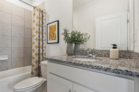 House in West Melbourne, Florida 4 bedrooms, 205.31 sq.m. № 1805890 - photo 4