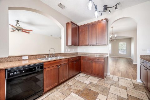 Villa ou maison à vendre à Land O' Lakes, Floride: 5 chambres, 322.93 m2 № 1567618 - photo 12