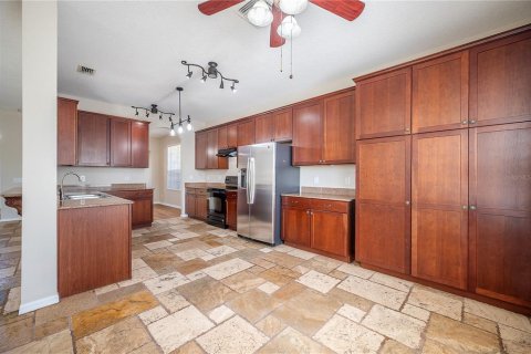 Villa ou maison à vendre à Land O' Lakes, Floride: 5 chambres, 322.93 m2 № 1567618 - photo 17
