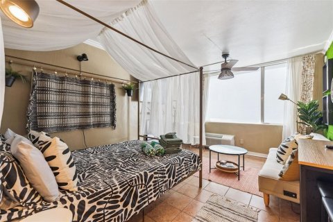 Condominio en venta en Daytona Beach, Florida, 1 dormitorio, 23.88 m2 № 2237396 - foto 9