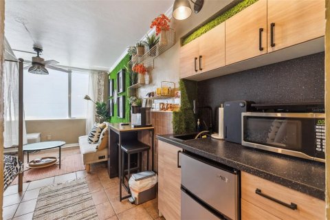 Condominio en venta en Daytona Beach, Florida, 1 dormitorio, 23.88 m2 № 2237396 - foto 6