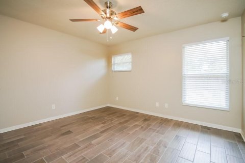 Casa en alquiler en Mascotte, Florida, 3 dormitorios, 105.44 m2 № 1914525 - foto 8