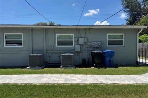 Apartment in Saint Petersburg, Florida 2 bedrooms, 62.43 sq.m. № 2209155 - photo 20