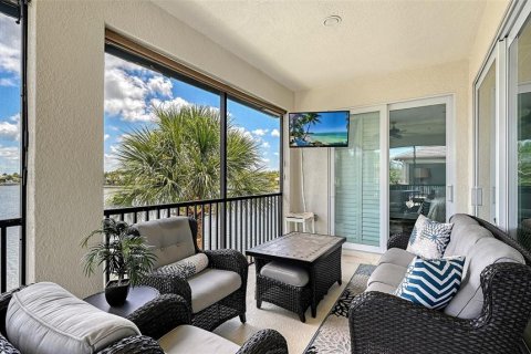 Condo in Bradenton, Florida, 3 bedrooms № 2310624 - photo 18