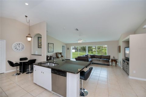Villa ou maison à vendre à Punta Gorda, Floride: 3 chambres, 185.8 m2 № 1910084 - photo 22