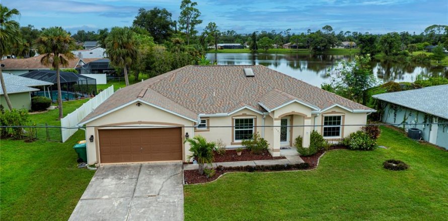 Villa ou maison à Punta Gorda, Floride 3 chambres, 185.8 m2 № 1910084