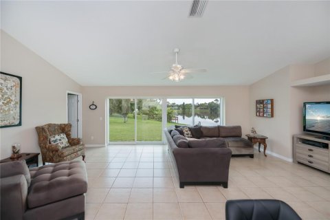 Villa ou maison à vendre à Punta Gorda, Floride: 3 chambres, 185.8 m2 № 1910084 - photo 30