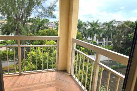 Снять в аренду кондоминиум в Дорал, Флорида 1 спальня, 65.96м2, № 1988883 - фото 10