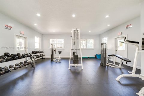 Снять в аренду кондоминиум в Дорал, Флорида 1 спальня, 65.96м2, № 1988883 - фото 14