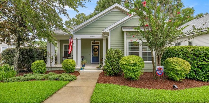 House in Newberry, Florida 3 bedrooms, 180.14 sq.m. № 1904710