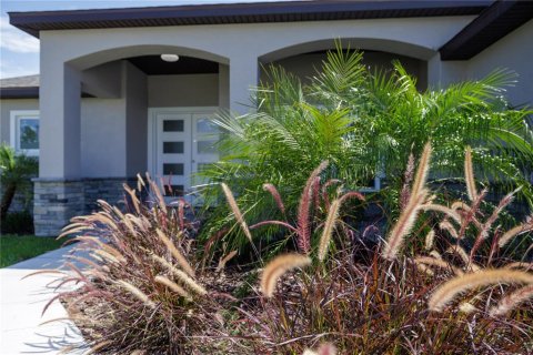 House in Palm Coast, Florida 4 bedrooms, 177.63 sq.m. № 2228376 - photo 6