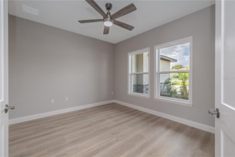 House in Palm Coast, Florida 4 bedrooms, 177.63 sq.m. № 2228376 - photo 19