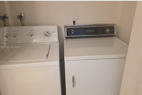 Купить кондоминиум в Авентура, Флорида 2 спальни, 136.01м2, № 2021946 - фото 16