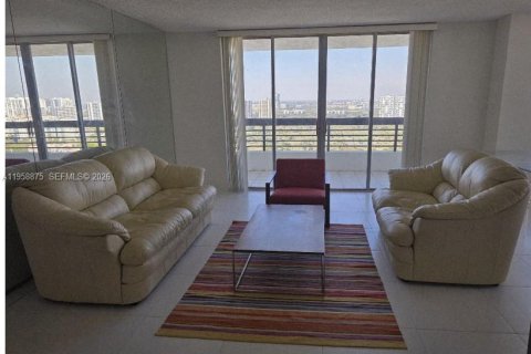 Кондоминиум с 2 спальнями в Авентура, Флорида № 2021946