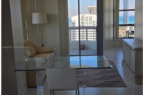 Купить кондоминиум в Авентура, Флорида 2 спальни, 136.01м2, № 2021946 - фото 6