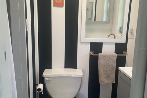 Купить виллу или дом в Сарасота, Флорида 8 комнат, 142.42м2, № 1901536 - фото 23