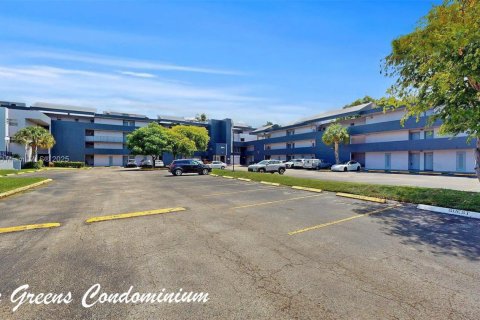 Купить кондоминиум в Майами, Флорида 2 спальни, 82.87м2, № 1978104 - фото 28