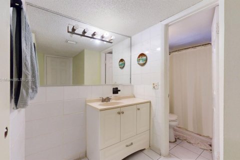 Купить кондоминиум в Майами, Флорида 2 спальни, 82.87м2, № 1978104 - фото 20