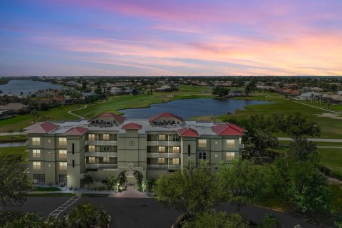 Condominio en Rotonda, Florida, 2 dormitorios  № 2419026