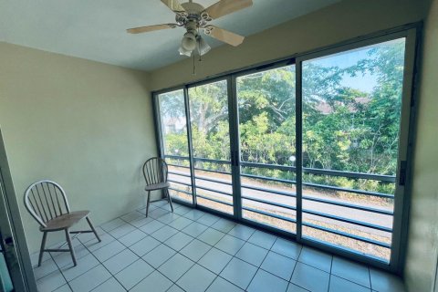 Condominio en venta en Delray Beach, Florida, 1 dormitorio, 79.71 m2 № 2176532 - foto 4