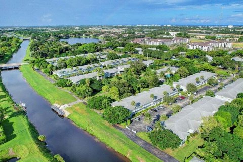 Condominio en venta en Delray Beach, Florida, 1 dormitorio, 79.71 m2 № 2176532 - foto 9