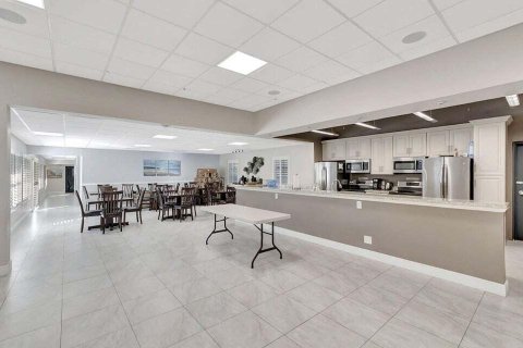 Condominio en venta en Delray Beach, Florida, 1 dormitorio, 79.71 m2 № 2176532 - foto 13
