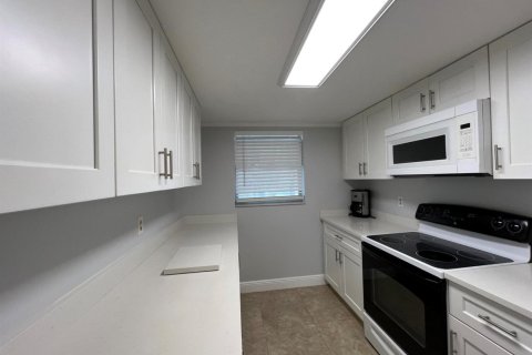 Condominio en venta en Delray Beach, Florida, 1 dormitorio, 79.71 m2 № 2176532 - foto 3