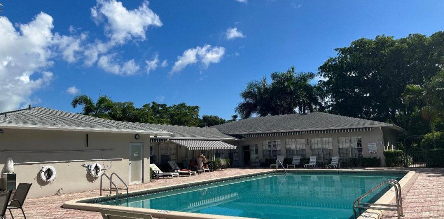 Condominio en Delray Beach, Florida, 1 dormitorio № 2176532