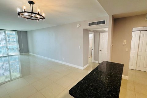 Copropriété à louer à Sunny Isles Beach, Floride: 1 chambre, 92.9 m2 № 2088282 - photo 12