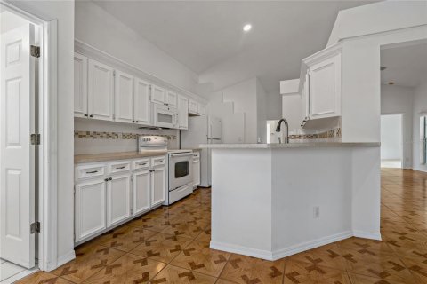 Villa ou maison à vendre à New Port Richey, Floride: 3 chambres, 148.83 m2 № 1773639 - photo 12