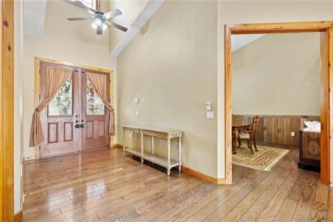 House in Eustis, Florida 4 bedrooms, 359.16 sq.m. № 2212194 - photo 7