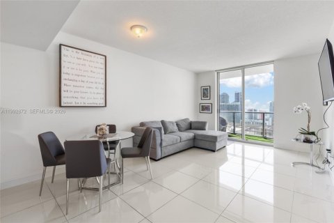 Copropriété à louer à Miami, Floride: 1 chambre, 73.3 m2 № 2056730 - photo 18