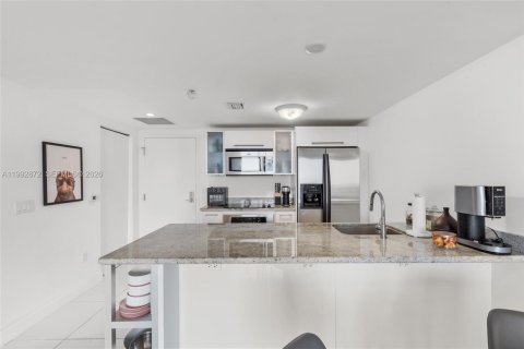 Copropriété à louer à Miami, Floride: 1 chambre, 73.3 m2 № 2056730 - photo 14