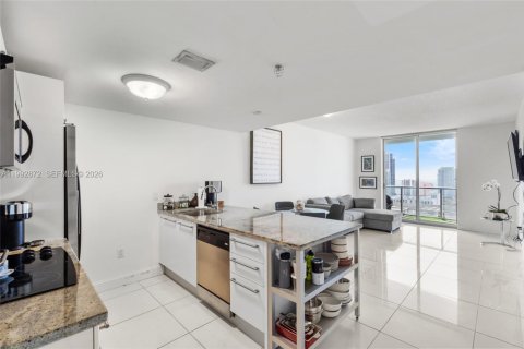 Copropriété à louer à Miami, Floride: 1 chambre, 73.3 m2 № 2056730 - photo 11