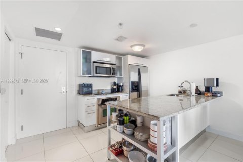Copropriété à louer à Miami, Floride: 1 chambre, 73.3 m2 № 2056730 - photo 13