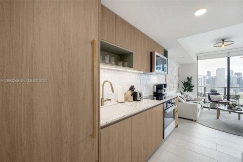 Condominio en venta en Miami, Florida, 1 dormitorio, 46.92 m2 № 2057687 - foto 3