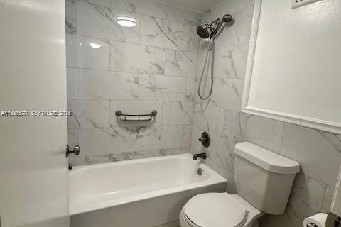 Condo in Miami, Florida, 1 bedroom № 2058116 - photo 11