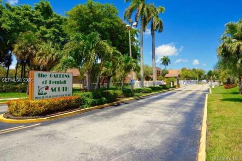 Condo in Miami, Florida, 1 bedroom  № 2058116