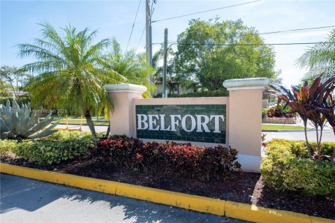 Condominio en venta en Tamarac, Florida, 2 dormitorios, 108.05 m2 № 1779213 - foto 1