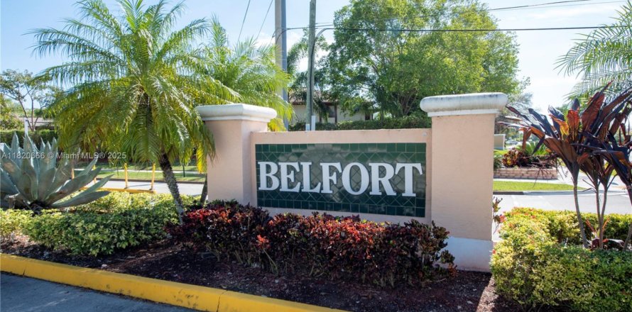 Condominio en Tamarac, Florida, 2 dormitorios  № 1779213