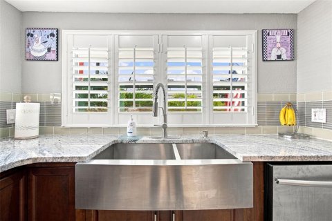 Villa ou maison à vendre à Palm Harbor, Floride: 4 chambres, 256.78 m2 № 2330962 - photo 12
