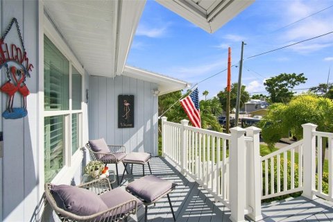 Villa ou maison à vendre à Palm Harbor, Floride: 4 chambres, 256.78 m2 № 2330962 - photo 8