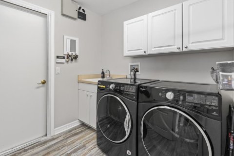 Casa en venta en Port Charlotte, Florida, 3 dormitorios, 198.72 m2 № 1898834 - foto 28