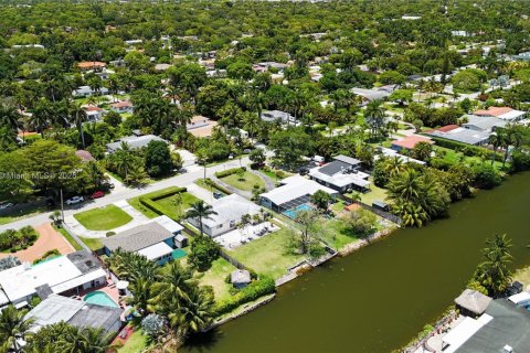 Купить виллу или дом в Майами, Флорида 3 спальни, 182.83м2, № 1700954 - фото 14