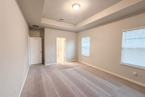 Villa ou maison à vendre à New Smyrna Beach, Floride: 3 chambres, 165.27 m2 № 2306360 - photo 4