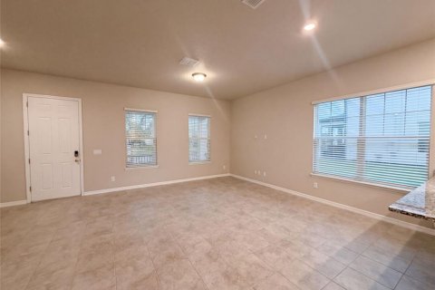 Villa ou maison à vendre à New Smyrna Beach, Floride: 3 chambres, 165.27 m2 № 2306360 - photo 8
