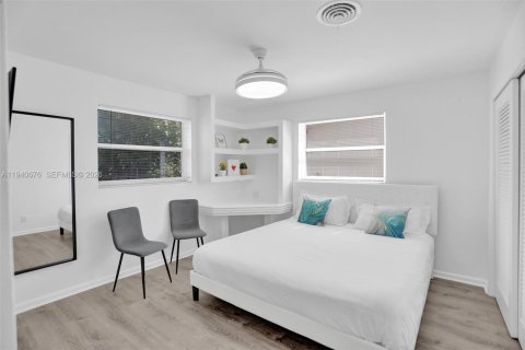 Купить виллу или дом в Холливуд, Флорида 5 спален, 208.29м2, № 2053974 - фото 29