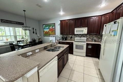Villa ou maison à louer à Kissimmee, Floride: 4 chambres, 234.86 m2 № 1803632 - photo 4