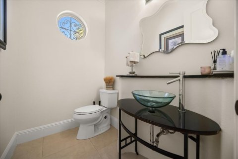 Villa ou maison à vendre à Windermere, Floride: 4 chambres, 315.77 m2 № 2148792 - photo 16